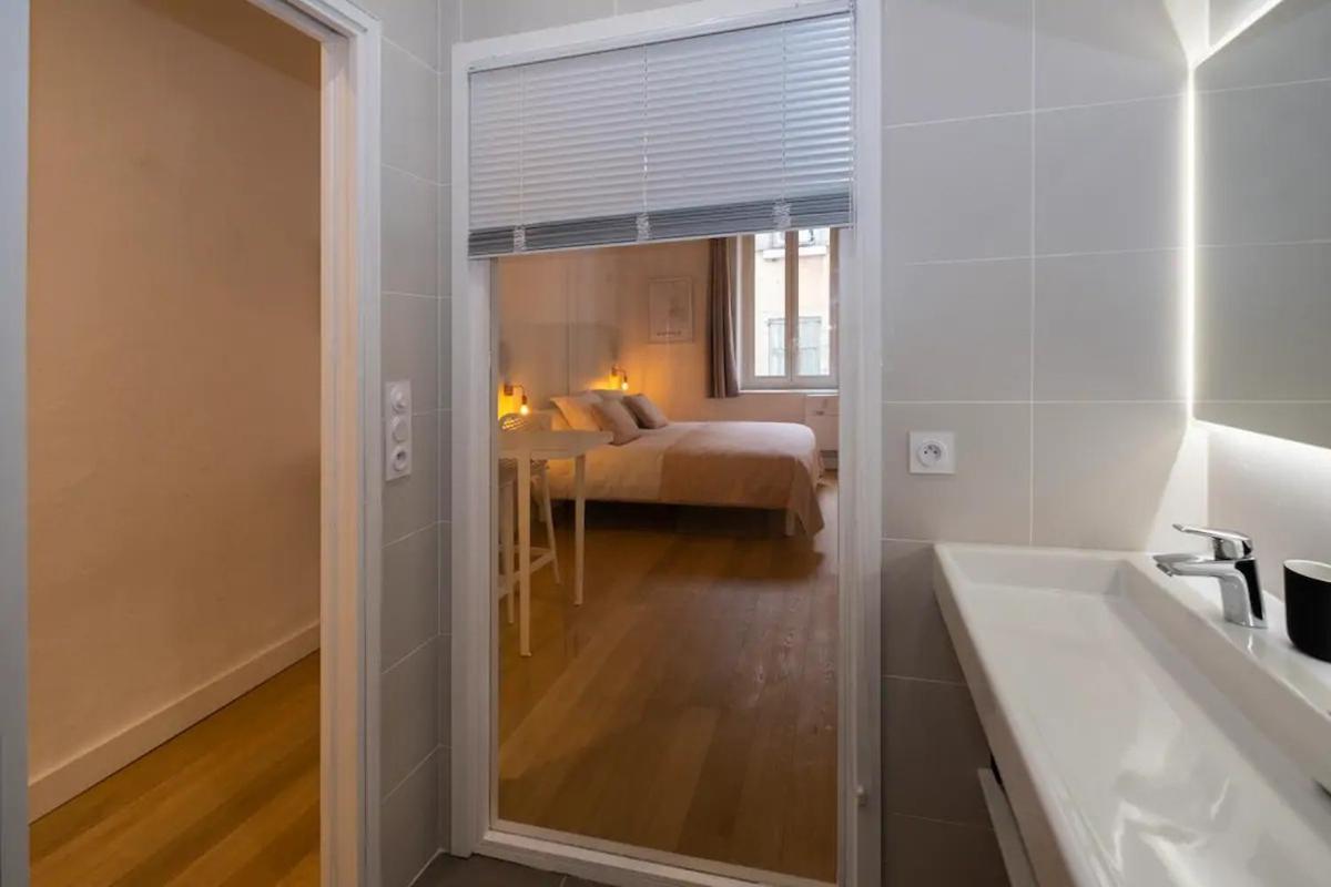 Design Suites Vieux Port マルセイユ エクステリア 写真